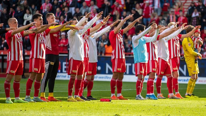 Union nadále překvapuje Bundesligu, Kadeřábkův Hoffenheim remizoval
