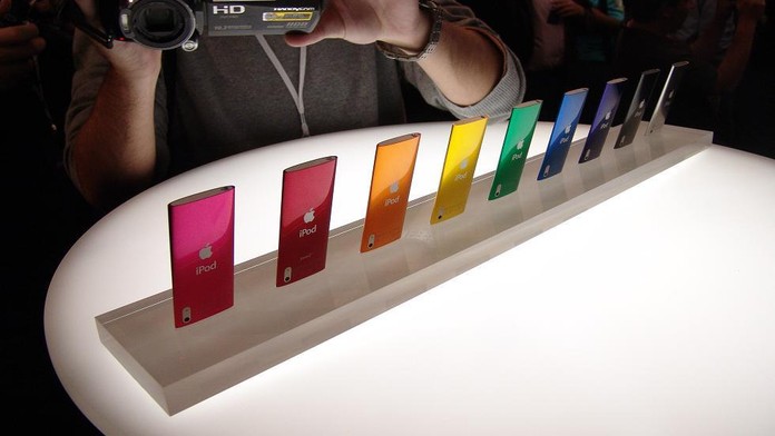 HTC chce zákaz prodeje iPhonů, iPadů a iPodů