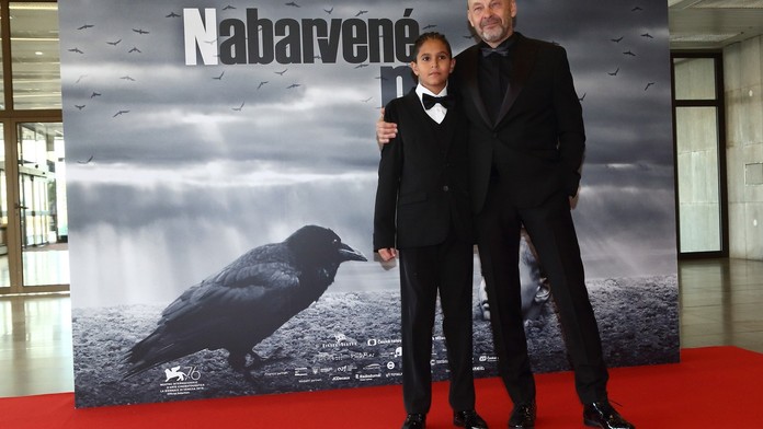 Do boje o filmové Oscary letí za Česko Nabarvené ptáče