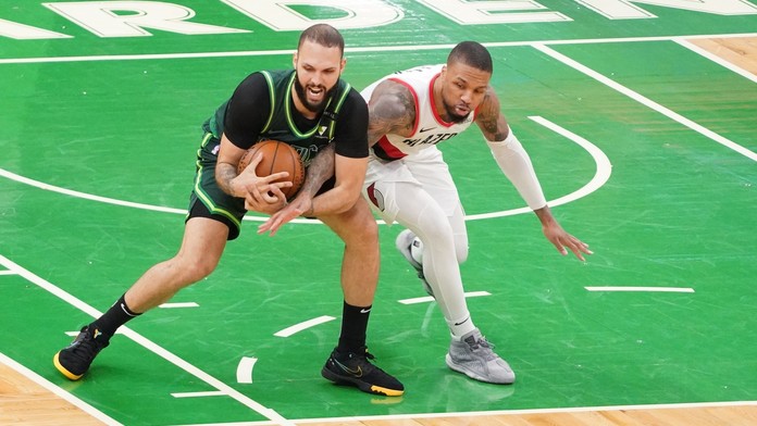 Je to jak otřes mozku, říká o následcích covidu basketbalista NBA