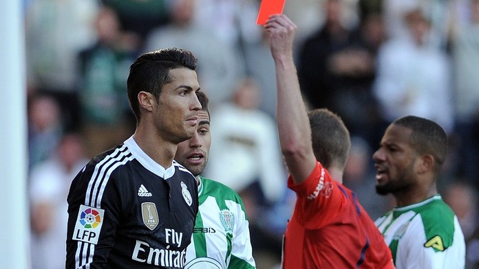 RONALDO VEN! Cristianovi ruply nervy, viděl červenou
