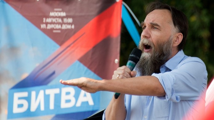 Děsivá zpráva pro Putina. Dcera jeho spojence zemřela při výbuchu auta