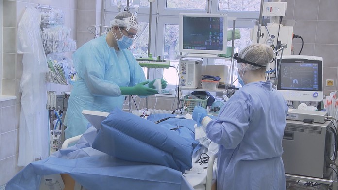 Druhé dítě v Česku zemřelo s covidem. Chlapci bylo teprve 11 let