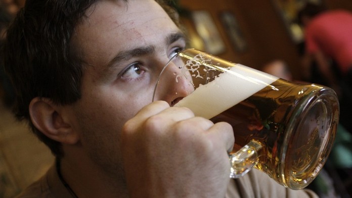 Senior se vracel z hospody, zemřel dva metry od svého domu