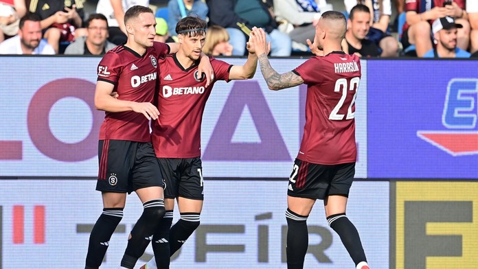 Sparta na Slovácku nezaváhala, dvěma góly rozhodl Kuchta. Slaví i Plzeň