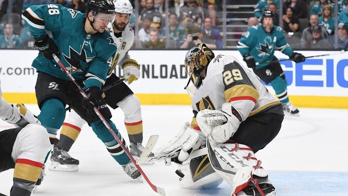 Hertlův gól nestačil. Tampa schytala debakl, padl i Winnipeg