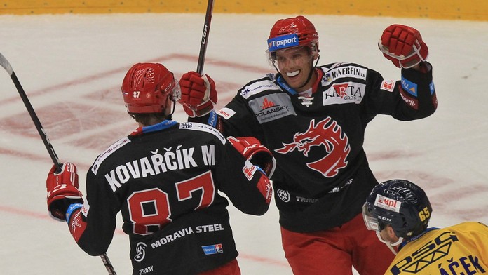 Třinec s Libercem nadělovali! Uspěla Sparta, naopak Plzeň bez bodu