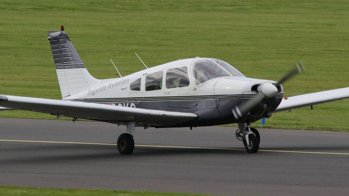 Instruktor za letu náhle zemřel, jeho pilot si myslel, že předstírá spánek