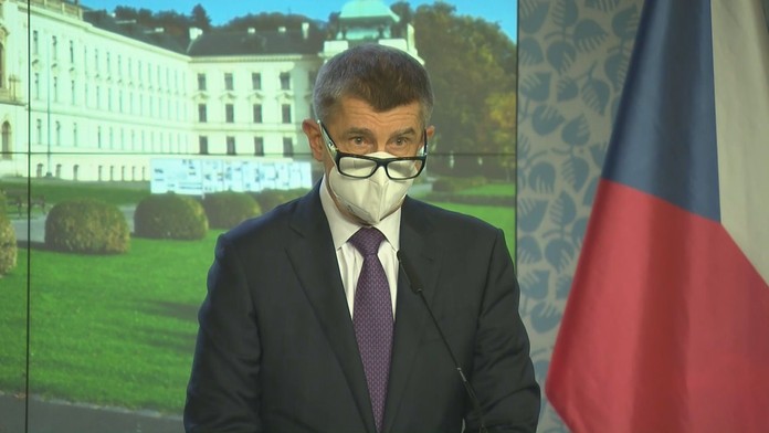 Zdravotníci dostanou odměny. Budou podobné jako za jaro, řekl Babiš