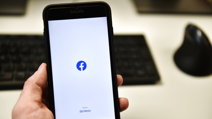 Facebook oznámil velkou změnu! Uvidíte na něm jiné věci