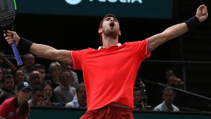 Nejcennější titul! Chačanov uťal sérii Djokoviče a slaví v Paříži