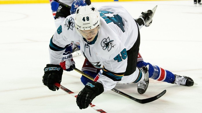 Hertl pálil do černého, Crosby dal hattrick, na body to ale nestačilo