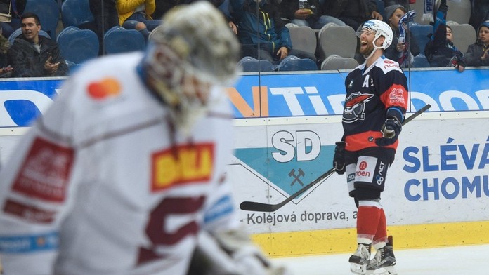 Léčba Kruppem nezabírá. Sparta doma padla i s Chomutovem!