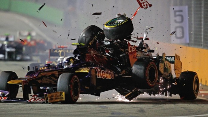 Nezlobím se, hlesl Vergne. Sestřelil ho šampion Schumacher...