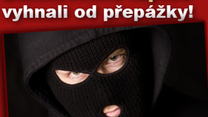 MOULA: Bankovního lupiče vyhnali od přepážky. Měli přestávku!