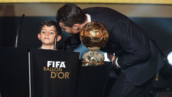 Můj Cristianinho to jednou také vyhraje, říká Ronaldo