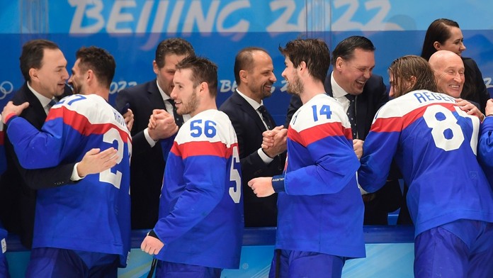 Titul s Třincem, medaile z olympiády a teď svatba. Známý hokejista se oženil