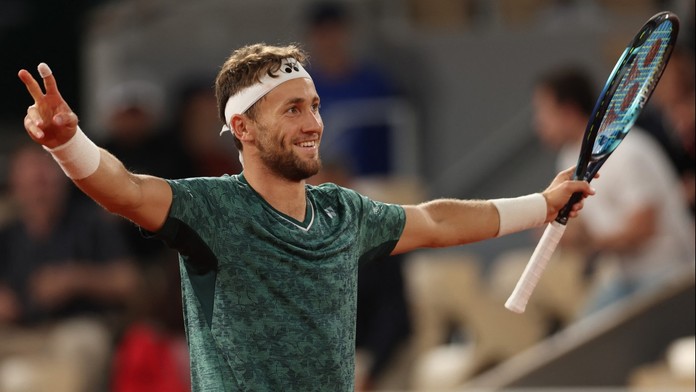 Casper Ruud cílí na historický úspěch, na Roland Garros je už ve finále