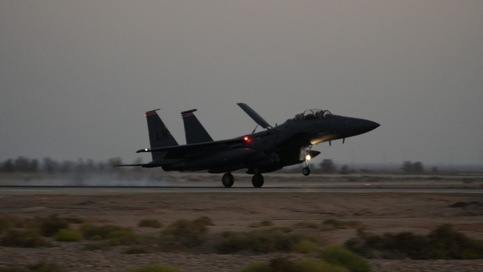 USA bombardovaly v Sýrii skladiště zbraní Islámských revolučních gard