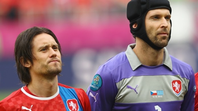 Půjde Čech za Rosickým? O českého gólmana stojí Arsenal
