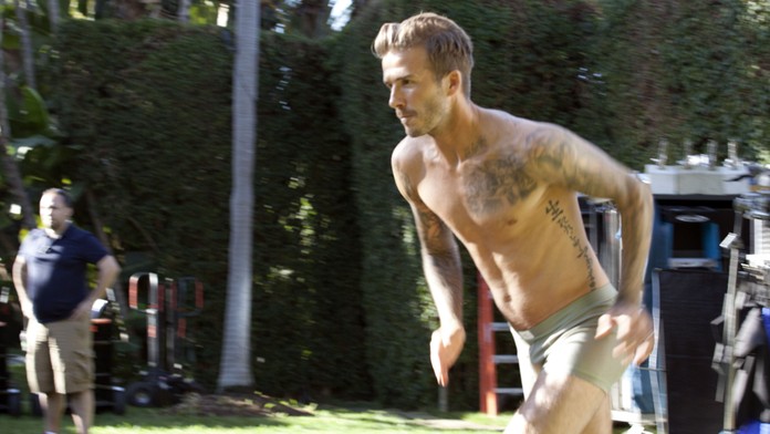 Polonahý Beckham točí reklamu na spodní prádlo. Tak sexy prý ještě nikdy nebyl!