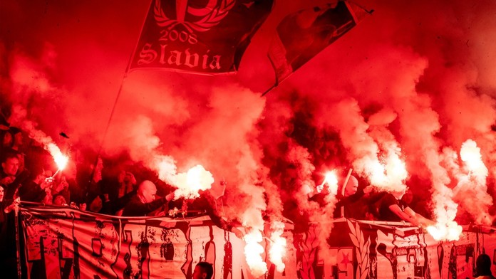 Pražská "S" pykají za své fanoušky. Sparta musí po derby zaplatit statisíce
