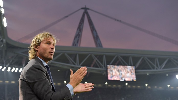 Pavel Nedvěd slaví: Juventus získal šestý italský titul v řadě!
