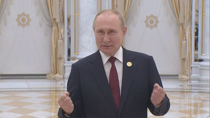 Ruští poslanci chtějí změnu. Putin by už nebyl prezident