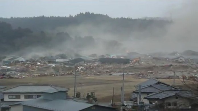 TSUNAMI VYDĚSILA JAPONSKO! Vytvořila se po zemětřesení!