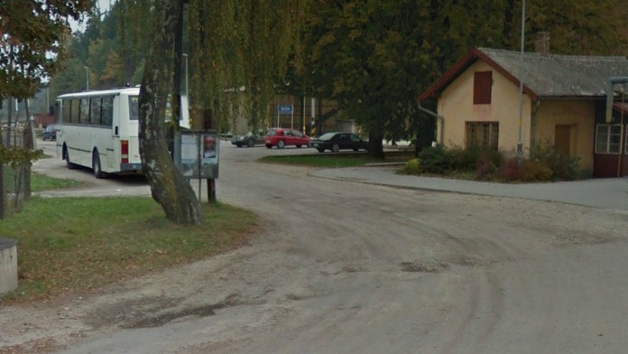 Hrůza v Dačicích: Muž (43) se oběsil na autobusové zastávce!