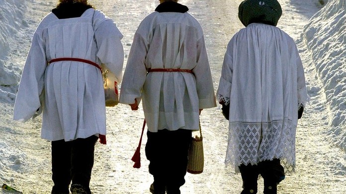 Tři králové: Místo tří jich bylo dvacet a nebyli to králové, ale královny