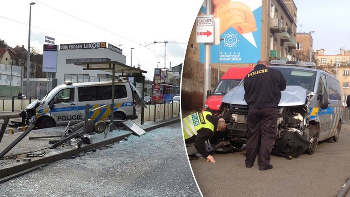 Policejní auto smetlo dvě ženy na zastávce tramvaje v Praze!