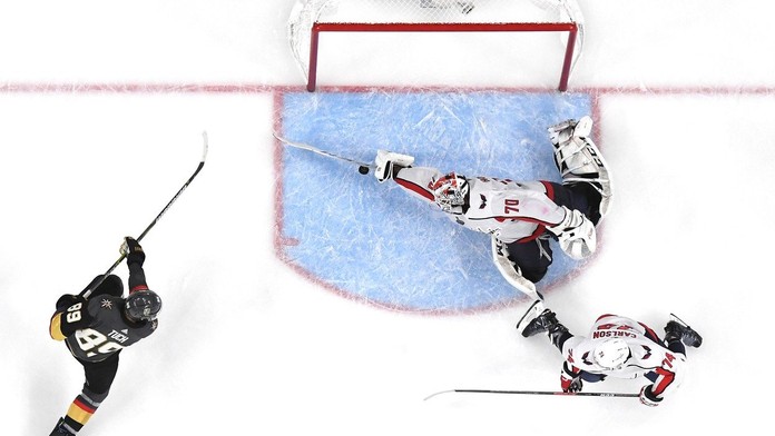 Zákrok roku? Holtby neuvěřitelně zachránil Washington! VIDEO
