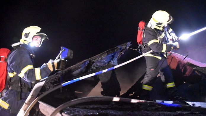 Požár ubytovny na Chebsku mohl někdo založit úmyslně, škody jdou do milionů