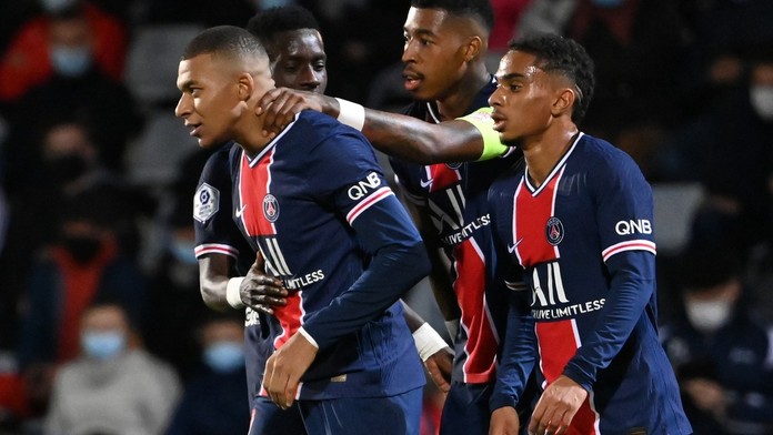 Klidná výhra a tři body. PSG jde poprvé do čela francouzské ligy