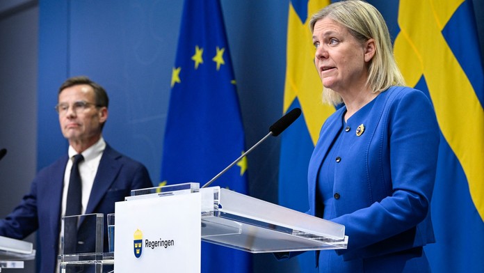 Švédsko oficiálně žádá o členství v NATO. Turecko řeklo razantní ne