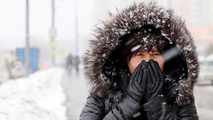 Ženou se brutální mrazy. Meteorologové řekli, kdy začne opravdová zima