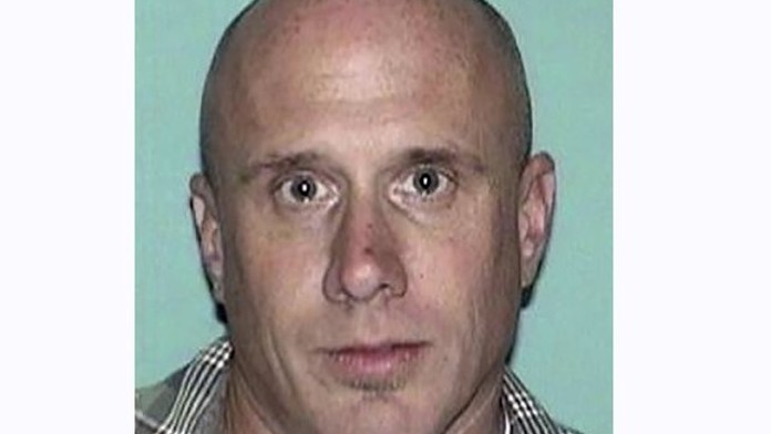 V USA zatkli muže podezřelého z vraždy. Přiznal dalších patnáct mordů