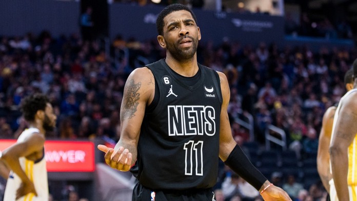 Brooklyn v šoku, Irving měl požádat o odchod. Ve hře je dohoda s Lakers