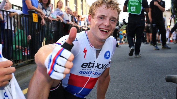 Ujel všem! Lídrem cyklistické Tour of Britain je český drzoun