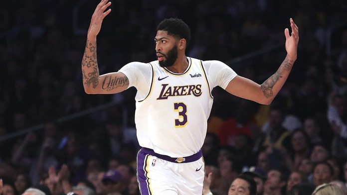 Famózní Davis! Hvězda Lakers stihla proti Memphisu 40 bodů a 20 doskoků