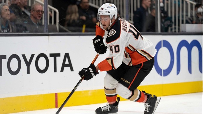 Chtěla ho Boleslav, on si vybral zámoří. Slovák je nyní blízko k NHL