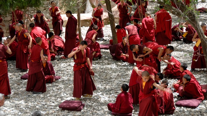 Čína uzavřela Tibet před světem. Nechce, aby viděl protesty