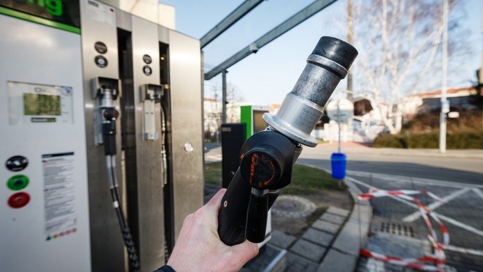 Na dovolenou s CNG: Kde se dá nejvíc ušetřit a jak plánovat cestu?