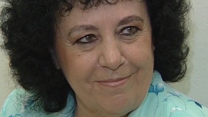 Za lákání peněz od seniorů dostala rok a půl vězení