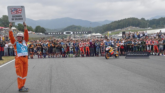 69 vteřin pro Nickyho: Tak svět MotoGP vzpomínal na Haydena