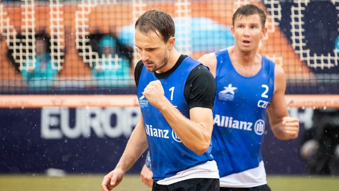 Schweiner s Perušičem berou na ME stříbro. Švédové jim ve finále nedali šanci