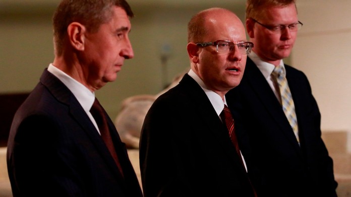 Vyjednávání o vládě pokračují. Jak si strany rozdělí ministerstva?