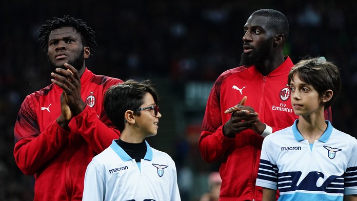 Italská liga řeší další případ rasismu. Bučelo se na dva hráče AC Milán