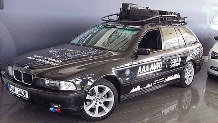 20 let staré BMW za 69 tisíc dojelo z Prahy do Mongolska